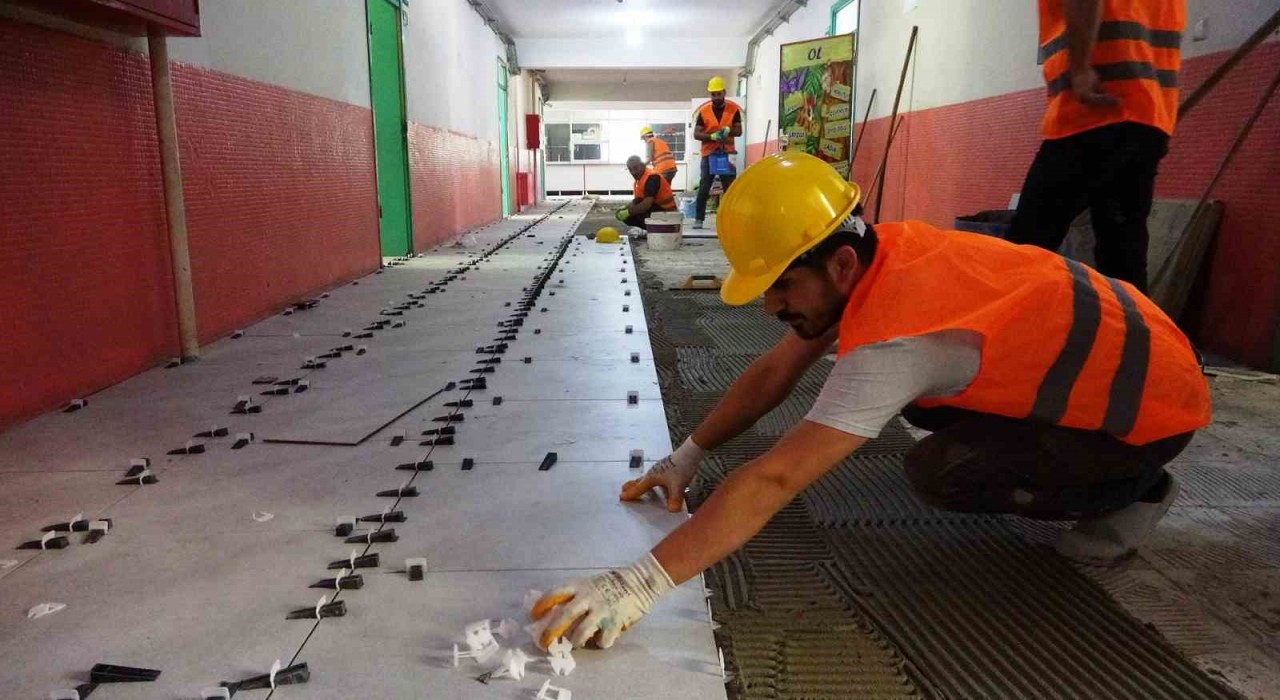 Vanda okullar eğitim öğretime hazırlanıyor