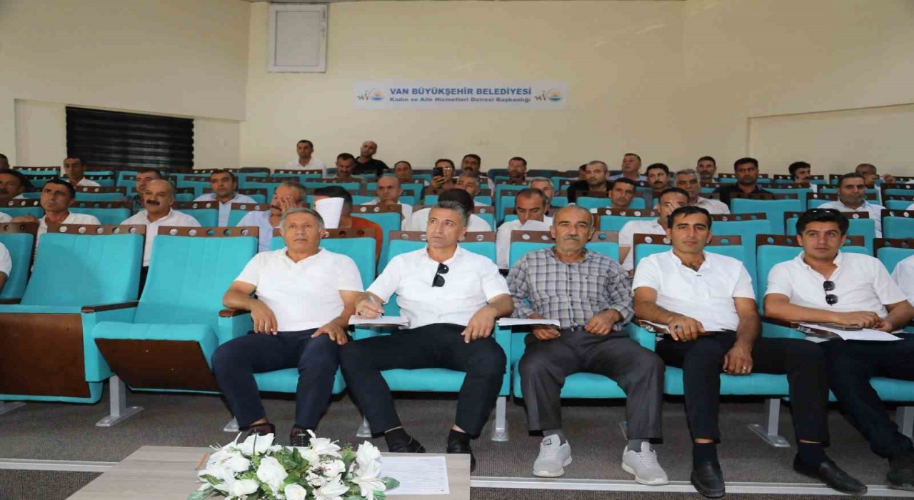 Vanda otobüs şoförlerine iş sağlığı ve güvenliği eğitimi verildi