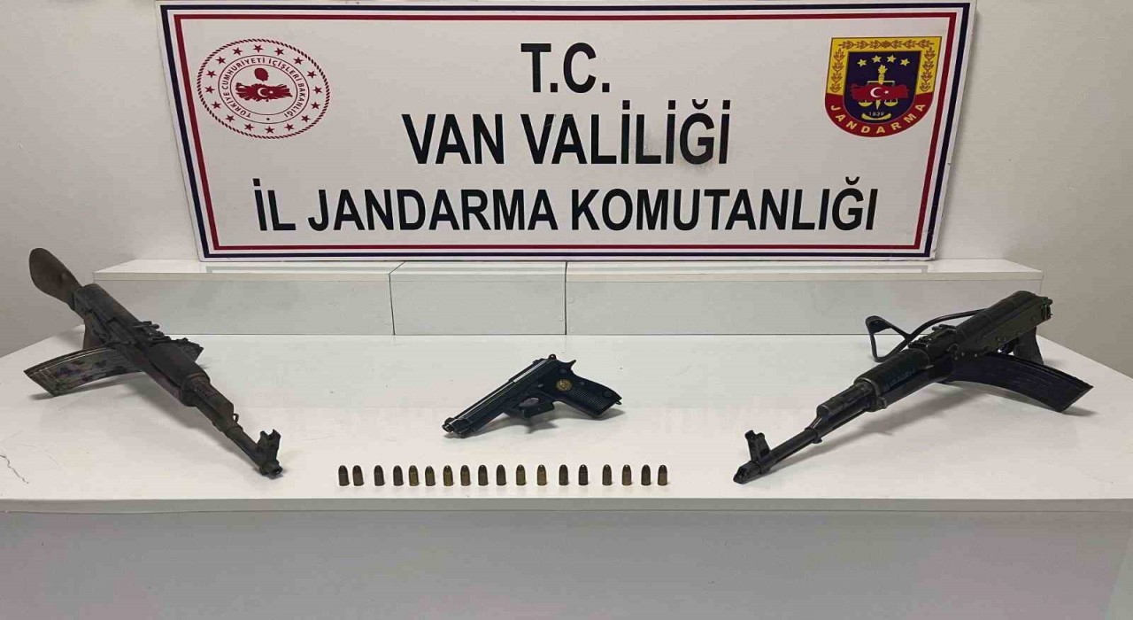 Vanda silah kaçakçılarına operasyon