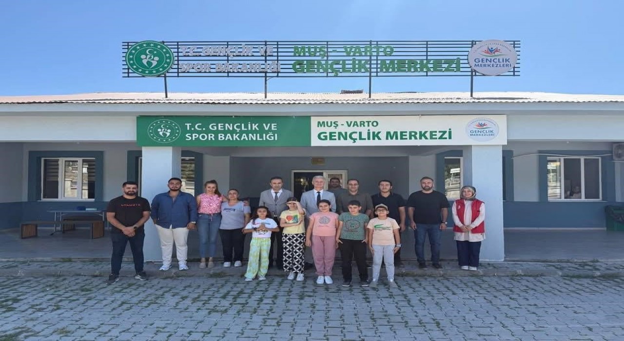Vartodaki spor tesisleri gençlerle dolup taşıyor