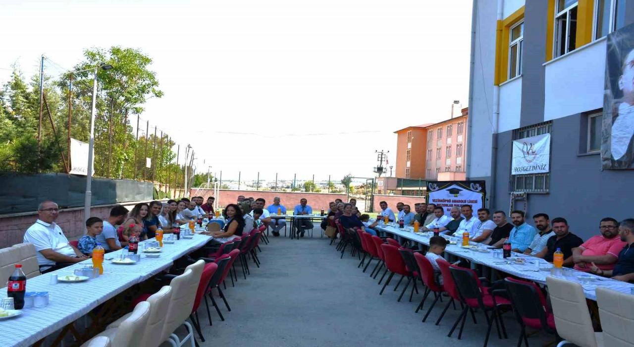 Vezirköprü Anadolu Lisesinde ilk Pilav Günü etkinliği