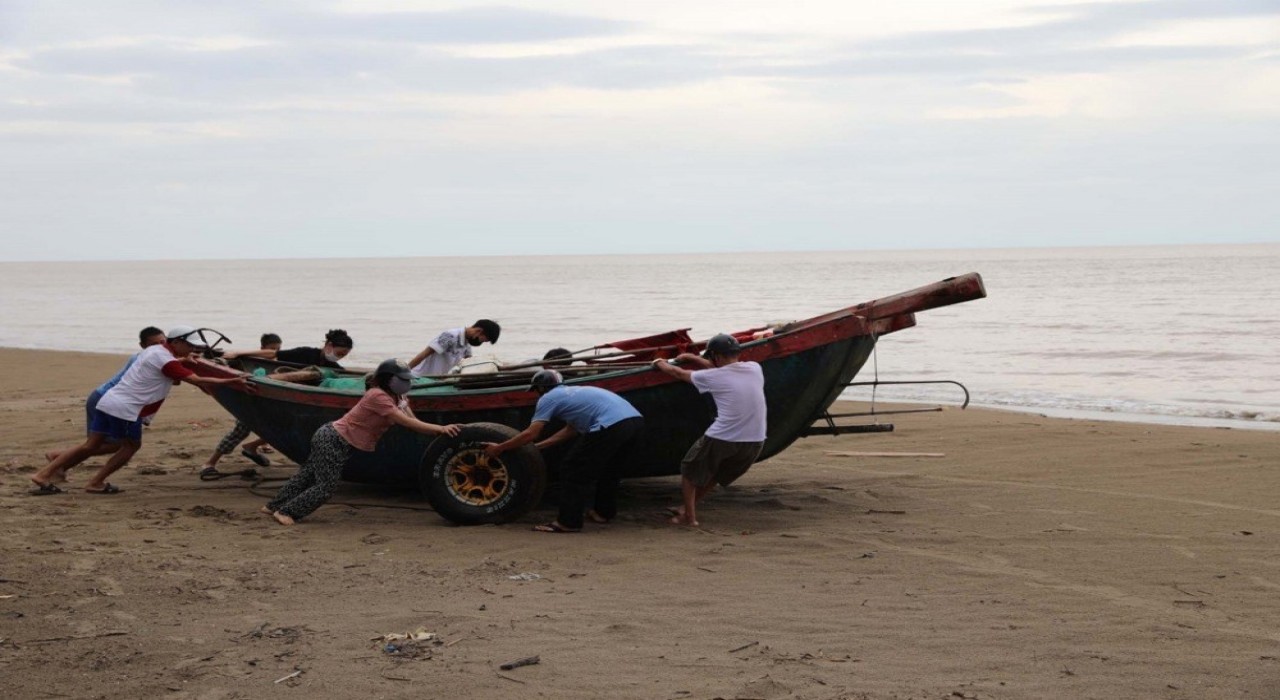 Vietnamda Kajiki Tayfunu alarmı: 586 binden fazla kişi tahliye edildi