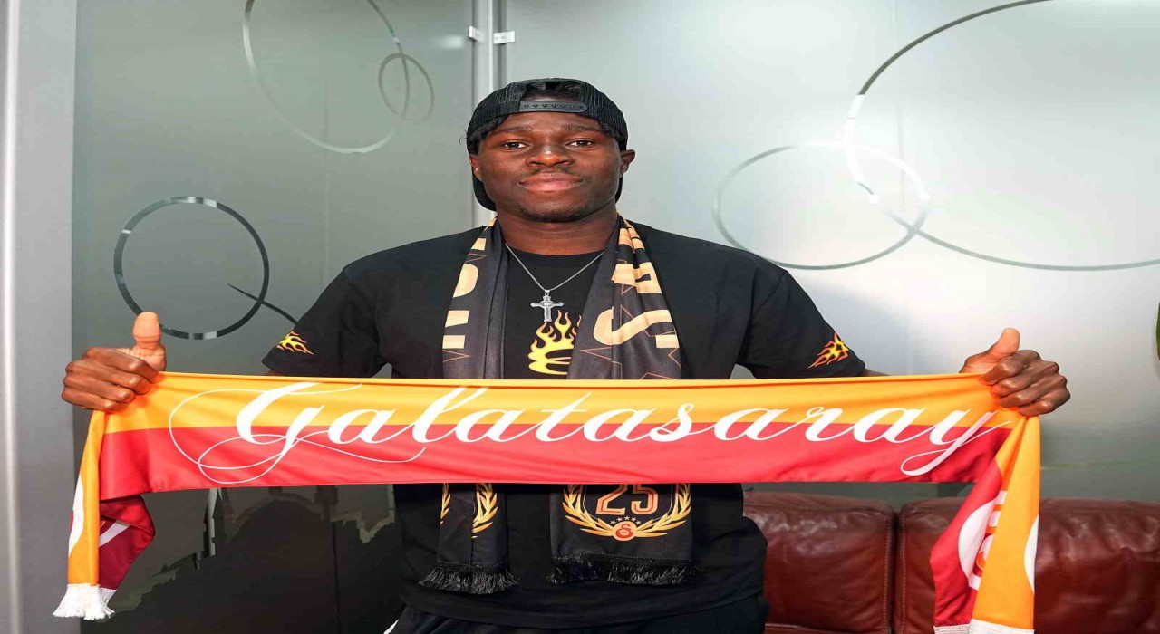 Wilfried Singo, İstanbula geldi