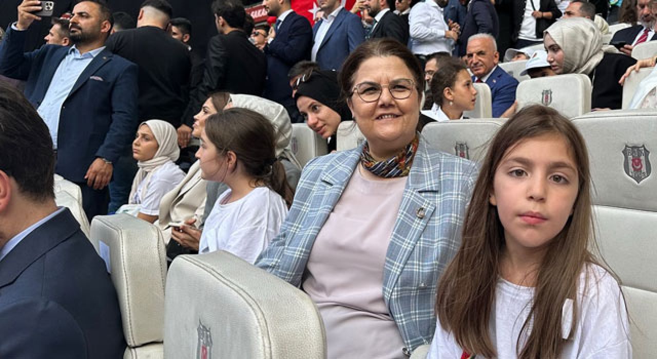 Yanık, TÜGVA Yaz Okulu Final Programı’na Katıldı