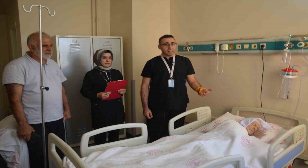 Yaşlı hasta 15 dakikalık müdahale ile sağlığına kavuştu