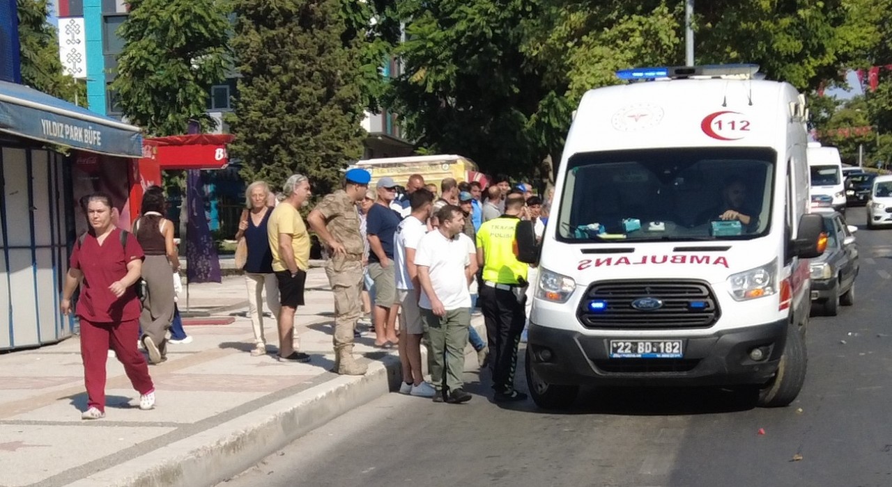 Yaya geçidinde aracın çarptığı yaşlı adam hayatını kaybetti