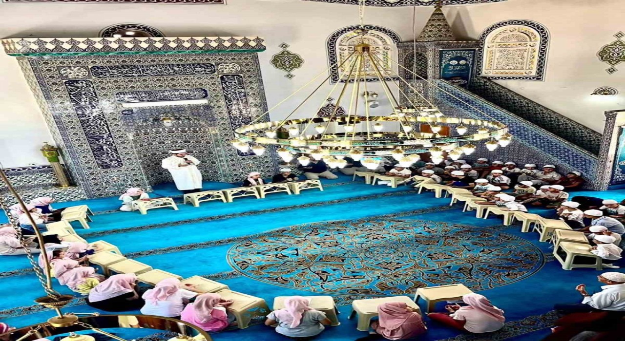 Yaz Kuran Kursu Kapanış Programında büyük coşku yaşandı