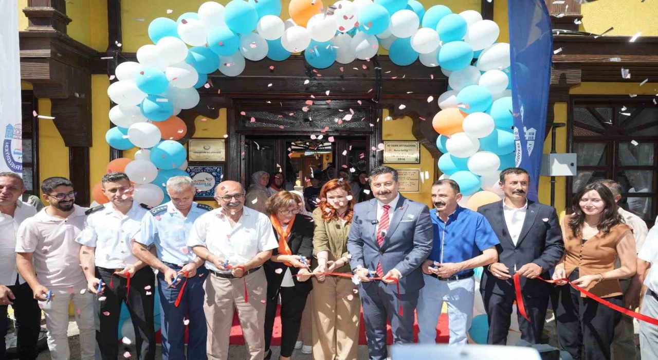 Yenişehirde tarihi Sarı Köşk sosyal hayata kazandırıldı