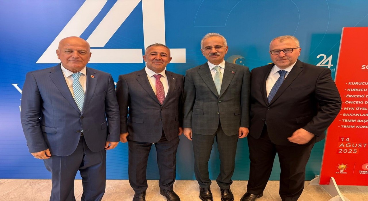 Yıldırım, AK Partinin 24üncü yılında bakanlarla Ankarada buluştu