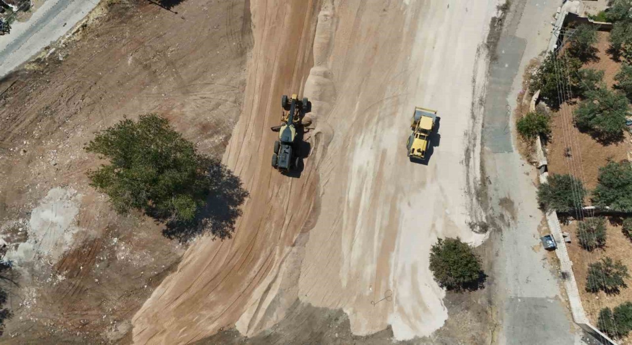 Yılmazdan kırsal mahallelere hizmet atağı