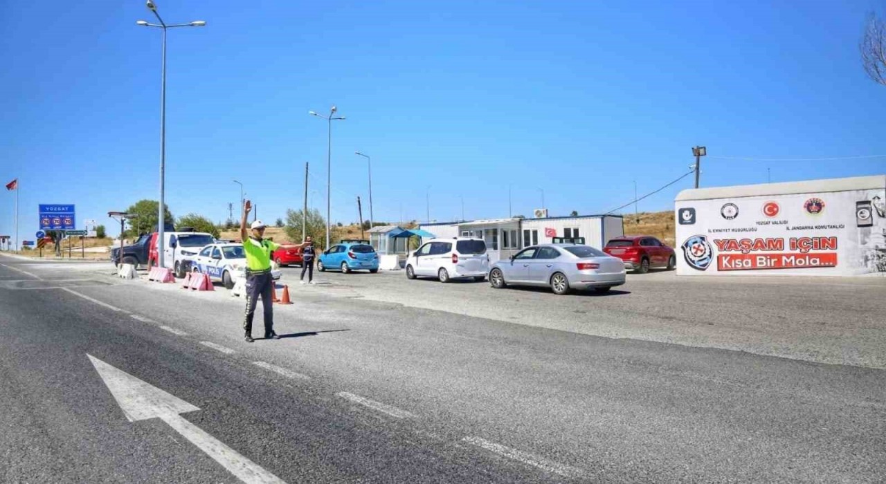Yozgatta 4 bin 573 kişi ve bin 828 araç sorgulandı