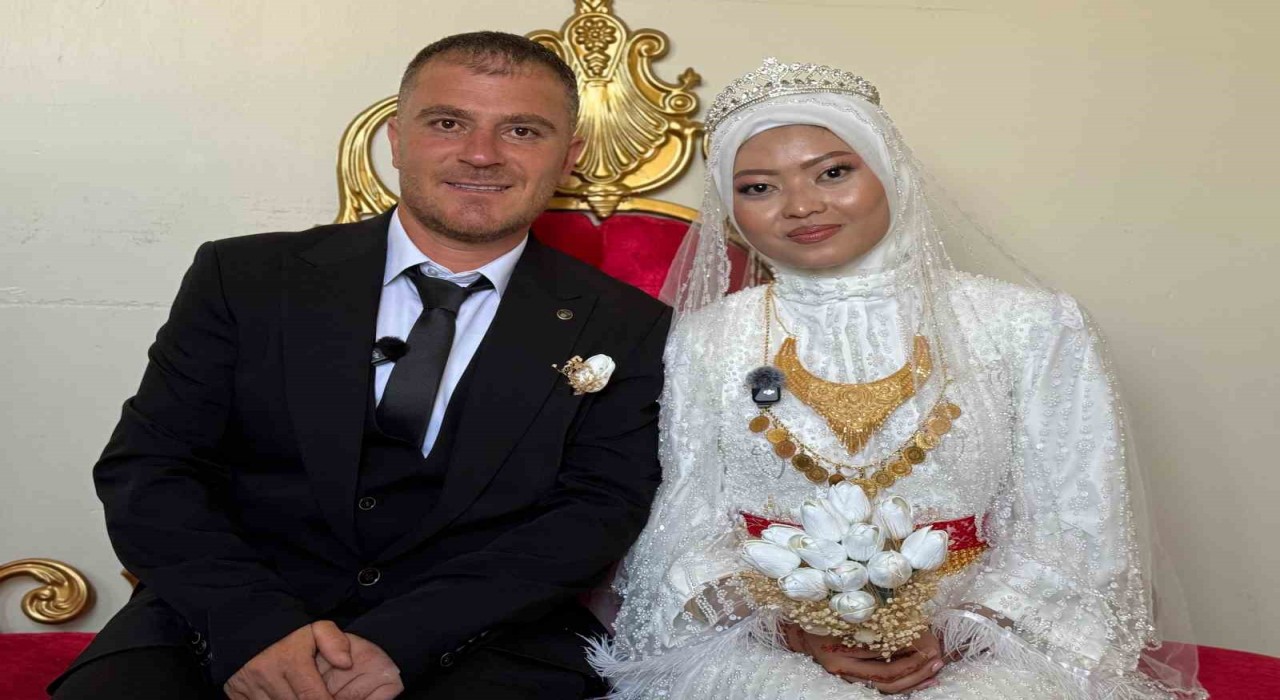 Yüksekovaya Endonezyalı gelin: Aşkları kıtaları aştı