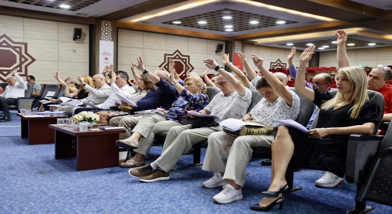 Yunusemre Belediyesi, Ferdi Zeyrek Millet Çarşısını büyükşehire devrediyor