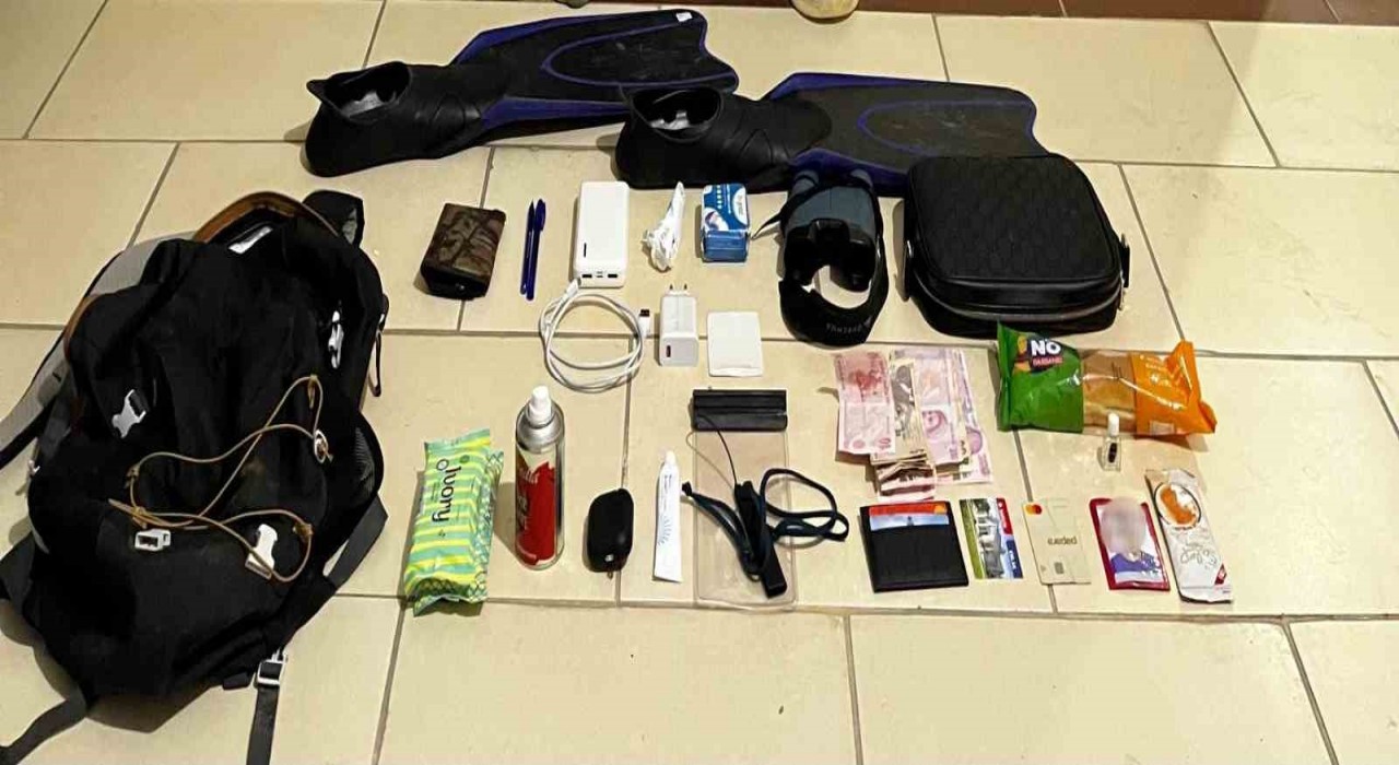 Yüzerek Yunanistana geçmek istedi jandarmadan kaçamadı