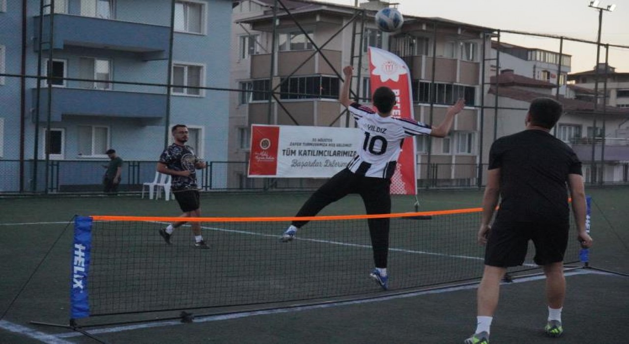 Zafer Turnuvası renkli görüntülerle başladı