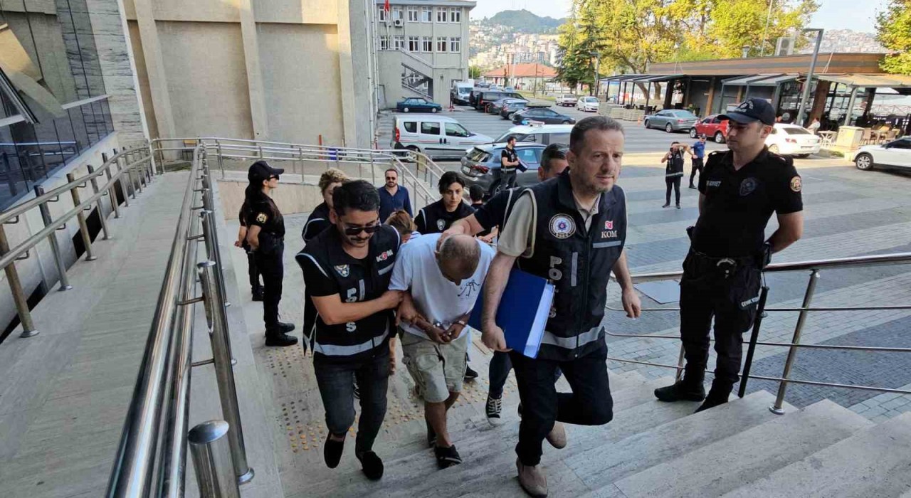 Zonguldakta lüks tatil vurgunu; 300 kişiyi 15 milyon lira dolandırmışlar