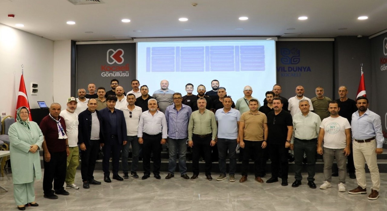 24 hemşehri derneği yeşil sahaya çıkacak