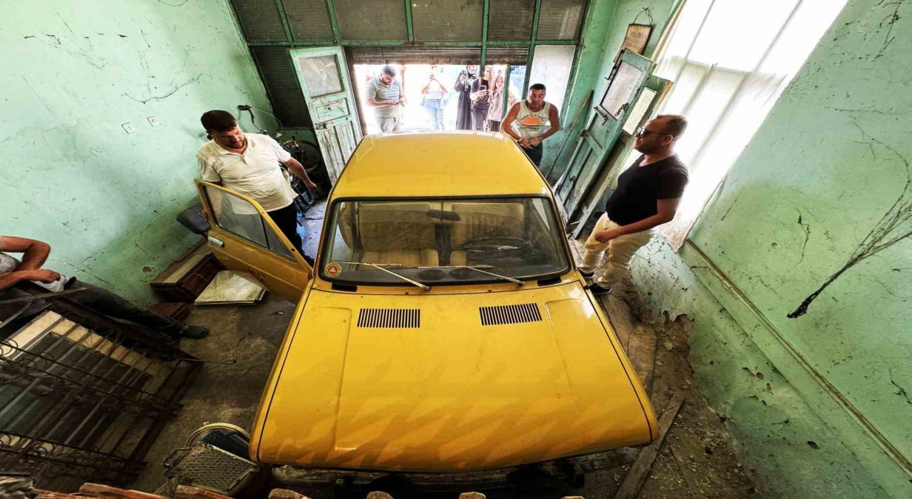 44 yıldır garajda korundu, 15 bin euroya satıldı