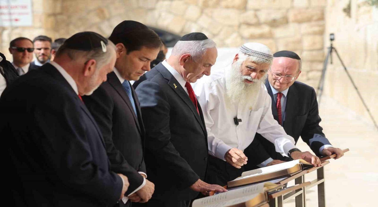 ABD Dışişleri Bakanı Rubio, Netanyahu ile Ağlama Duvarında