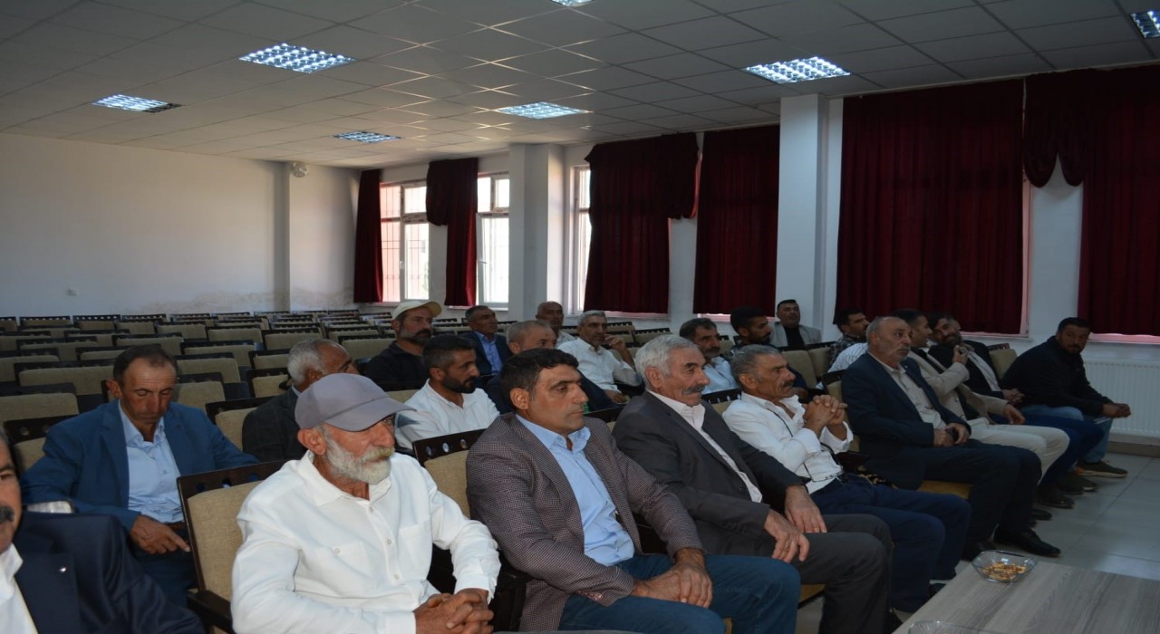 Adaklıda muhtarlar toplantısı gerçekleştirildi