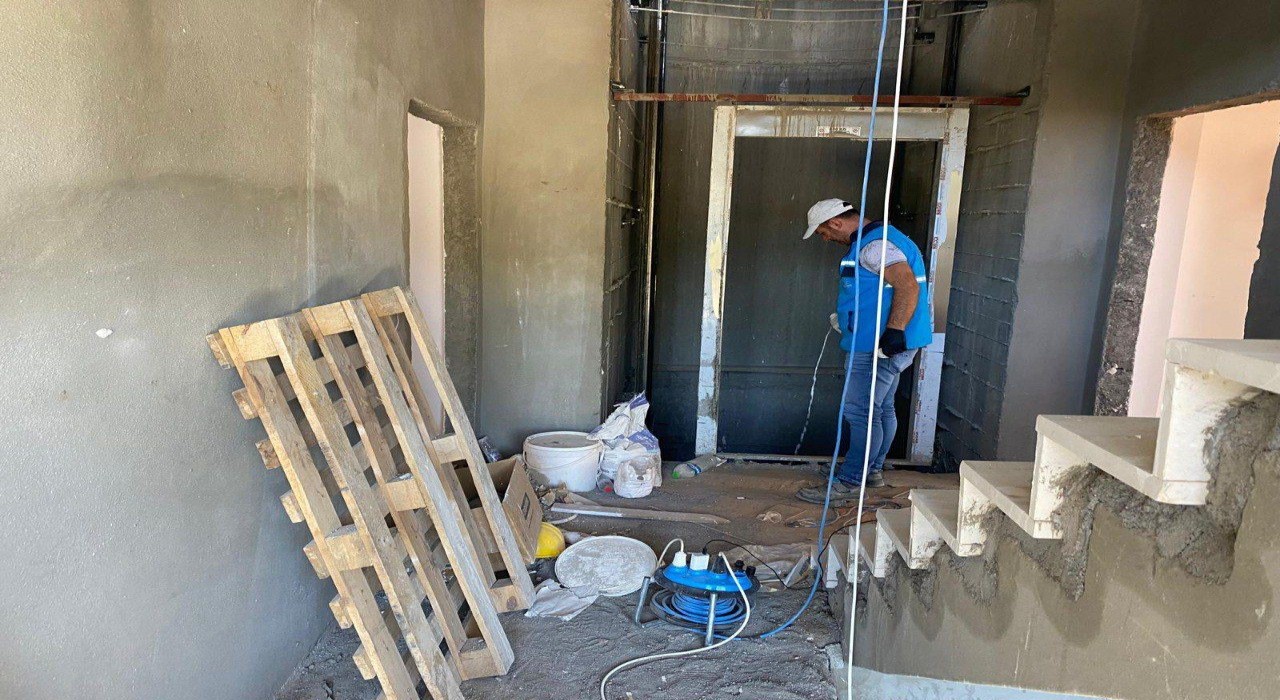 Adıyaman Belediyesinin ilaçlama mesaisi devam ediyor