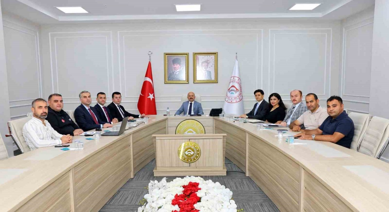 Adıyamanda deprem konutları ve altyapı çalışmaları değerlendirildi