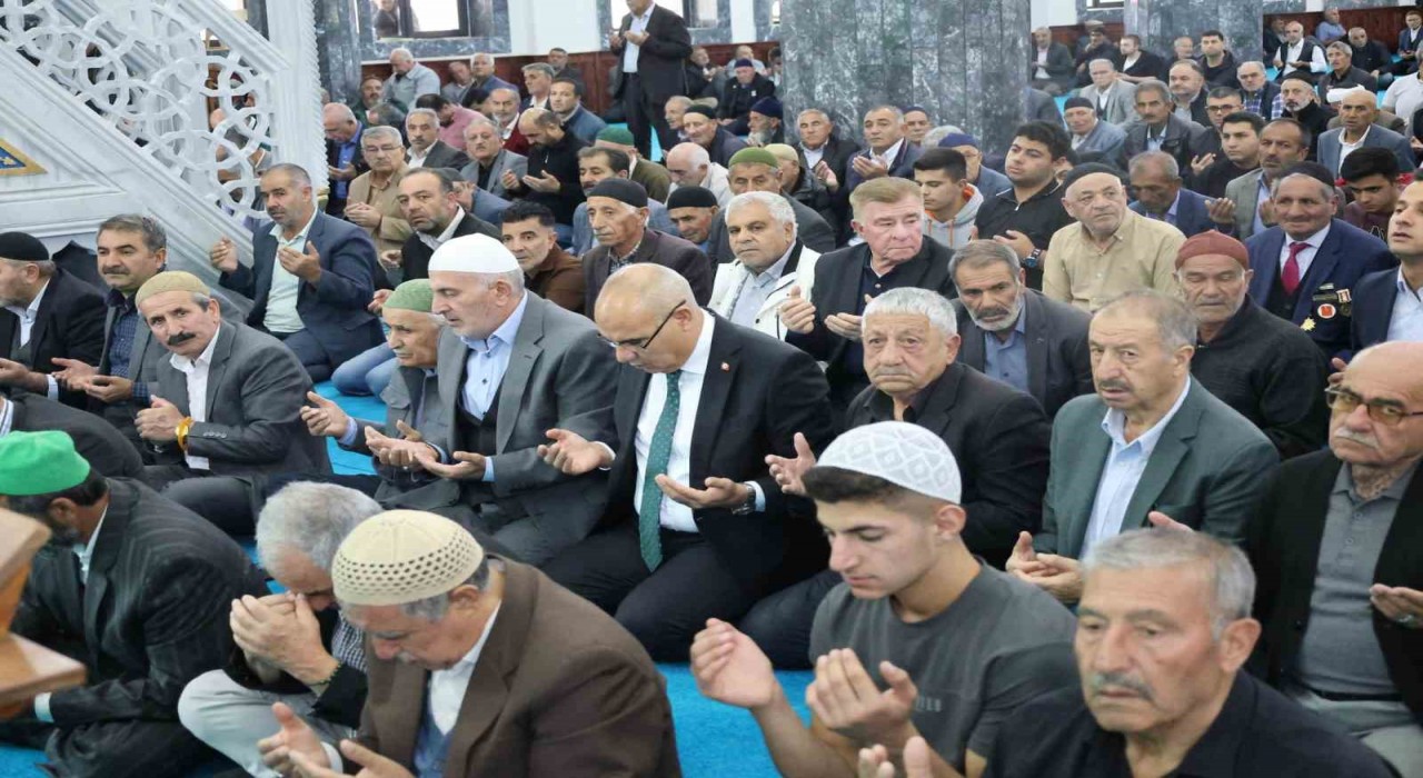 Ağrıda Gaziler Günü dolayısıyla mevlid programı düzenlendi