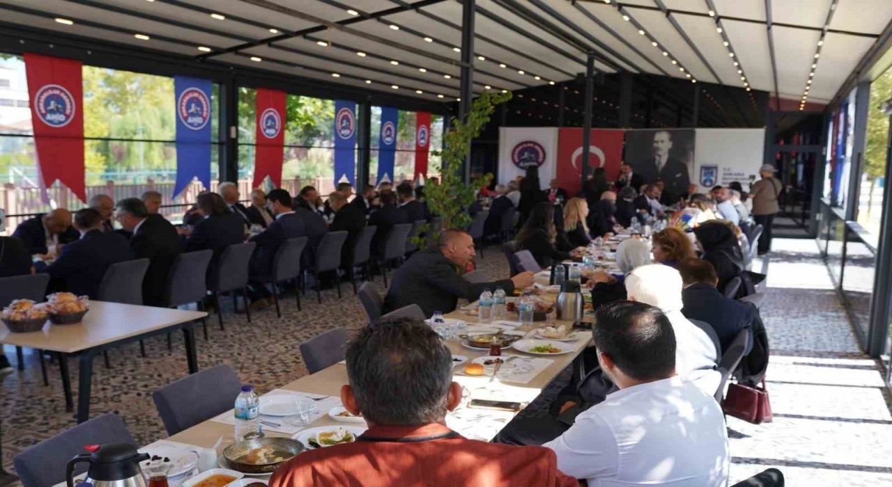 AHİD yönetimi genel kurulun ardından ilk toplantısını yaptı