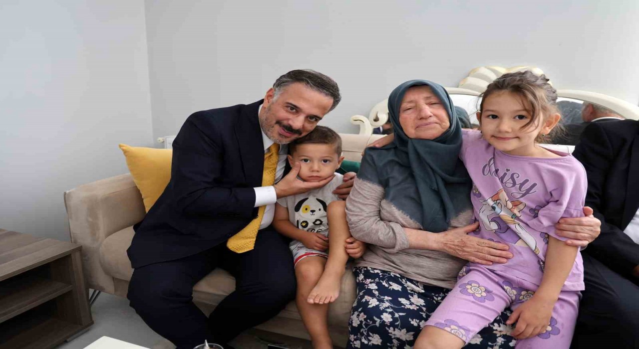 AK Parti Genel Merkez Siyasi ve Hukuki İşler Başkan Yardımcısı Kemalletin Yılmaztekin:  Türkiye Yüzyılı Buluşmaları esasen halkla buluşma, istişare hasbihal meselesidir