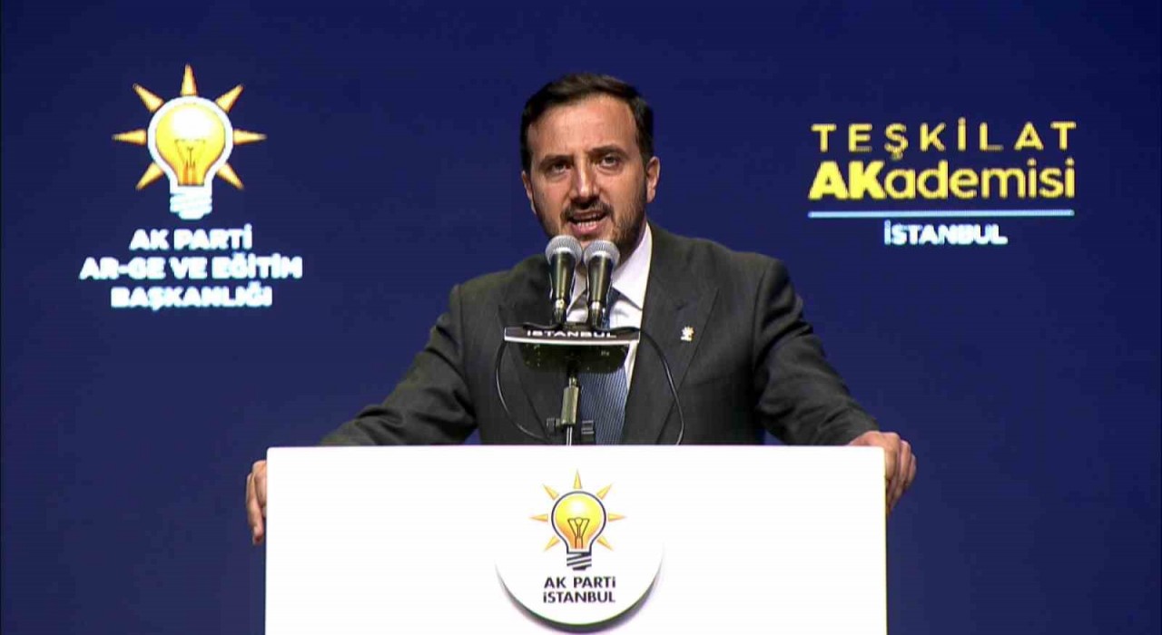 AK Parti İl Başkanı Özdemir: Vaatlerini namus bilip yerine getirenlerin ve hayal ettiklerini gerçekleştirenlerin partisiyiz