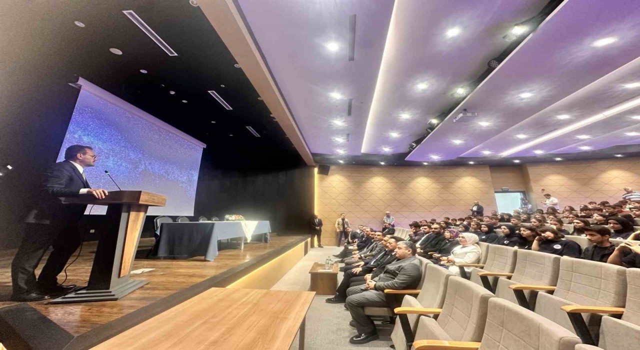 AK Parti MKYK Üyesi Ünal: İtiraf eden CHP, çalan, yargılanan CHPli, bunun AK Parti ile ne alakası var?