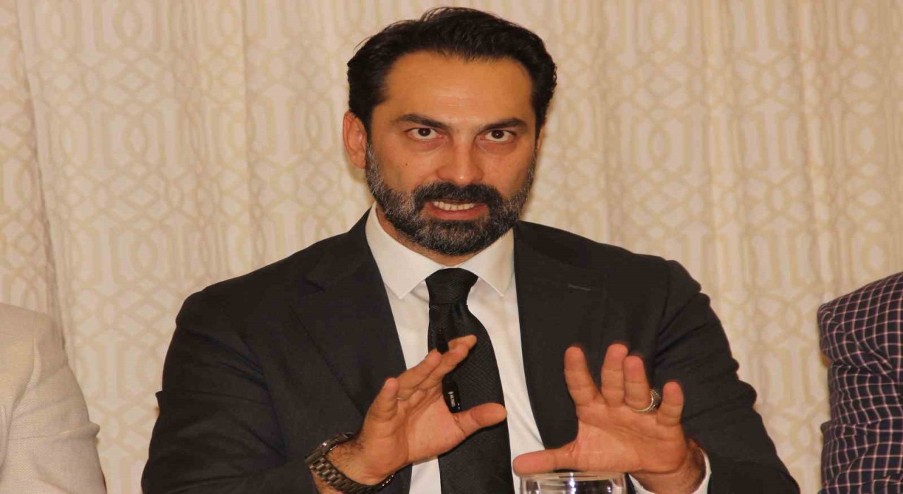 AK Partili Arınç: Terörsüz Türkiye için tarihi bir adım atıldı