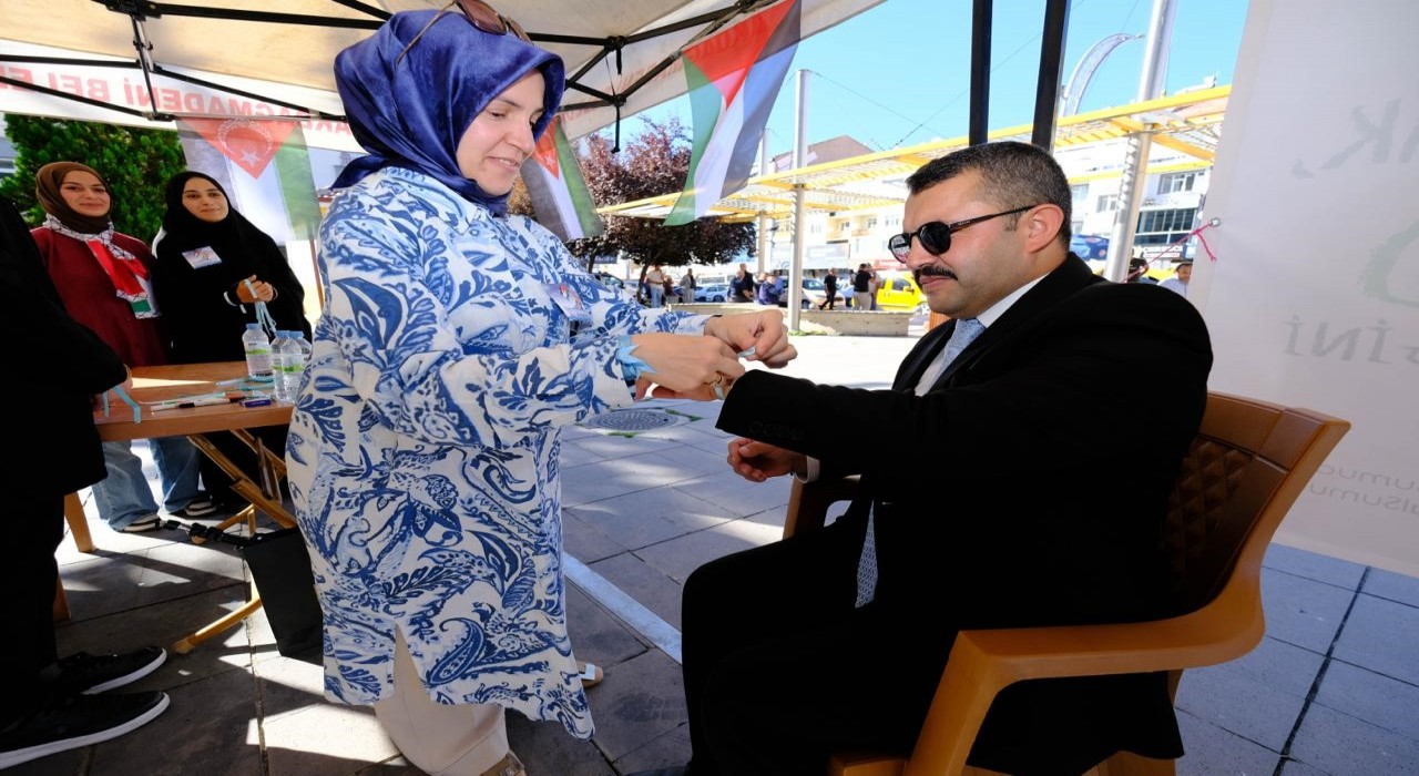 Akdağmadeni Belediyesinden Filistine manevi destek