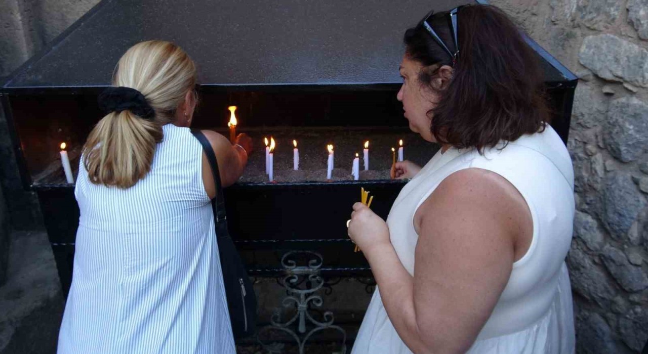 Akdamar Kilisesindeki 13üncü ayin başladı