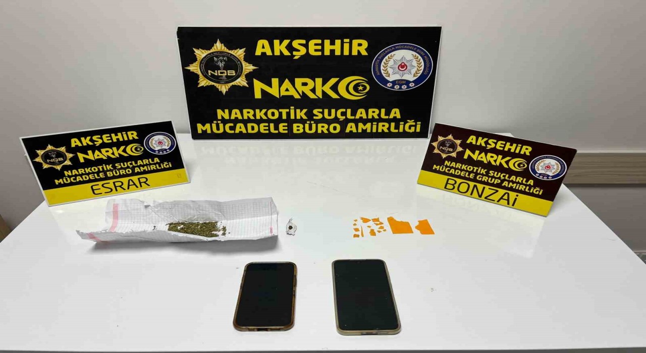 Akşehirde 2 kişi uyuşturucudan tutuklandı