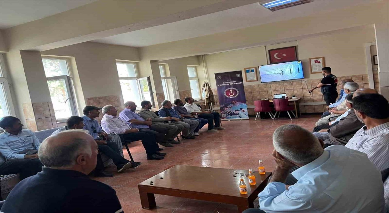 Akyakada muhtar ve azalara siber eğitimi