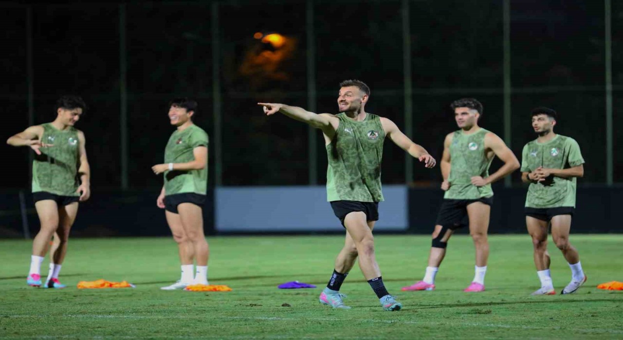 Alanyaspor, Galatasaray maçı hazırlıklarını tamamladı