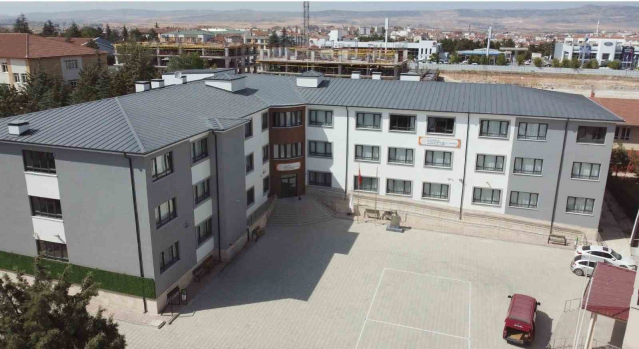 Ali Güven Turizm Mesleki ve Teknik Anadolu Lisesinin yeni birası açılış töreni