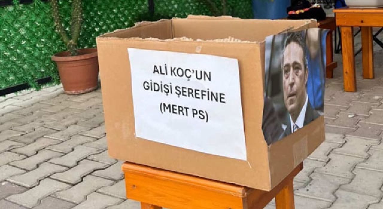 Ali Koç’un Gidişini Şeker Dağıtarak Kutladı