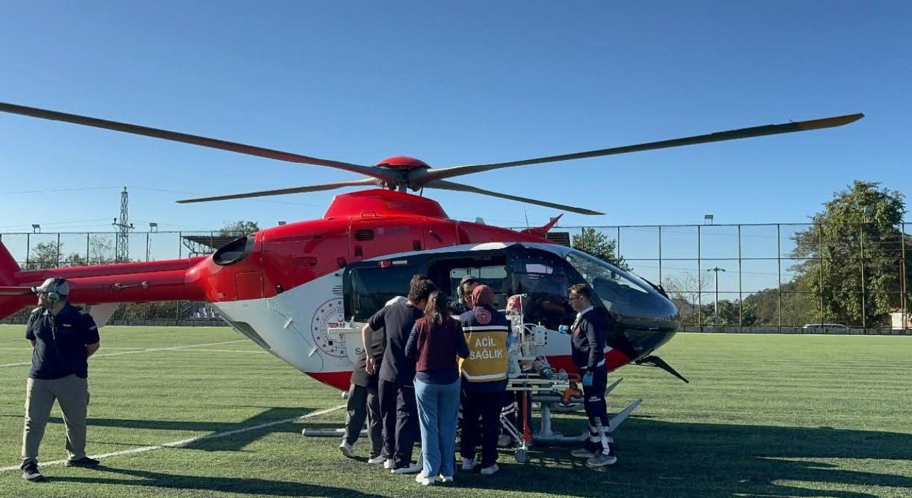 Ambulans helikopter yenidoğan bebek için havalandı