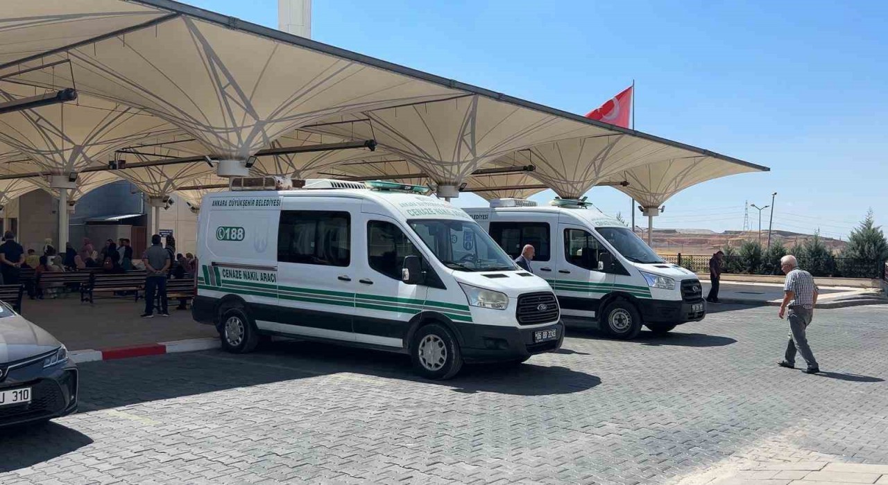 Ankarada kocası tarafından öldürülen kadın toprağa verildi