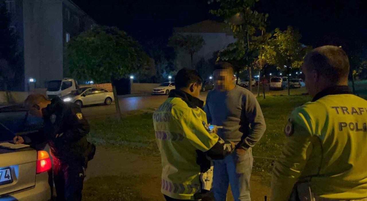 Annesinin aracı ile polisten kaçan gence 62 bin TL para cezası kesildi