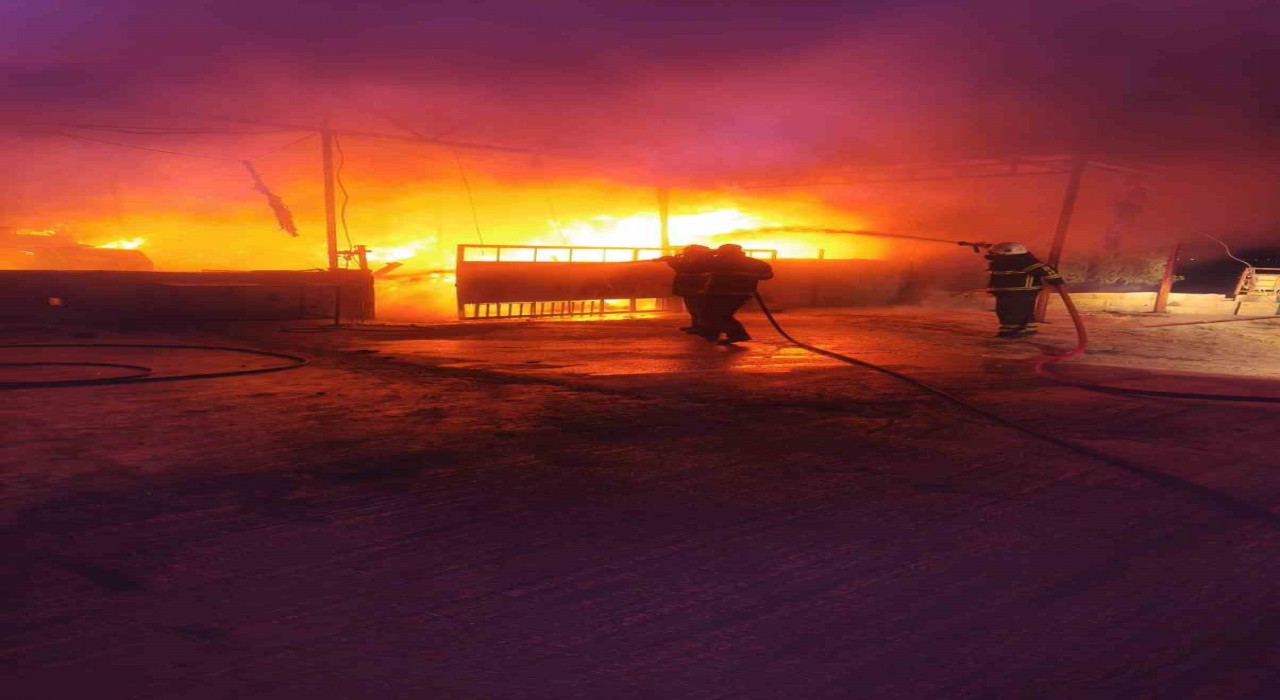 Antakyada samanlık yangını