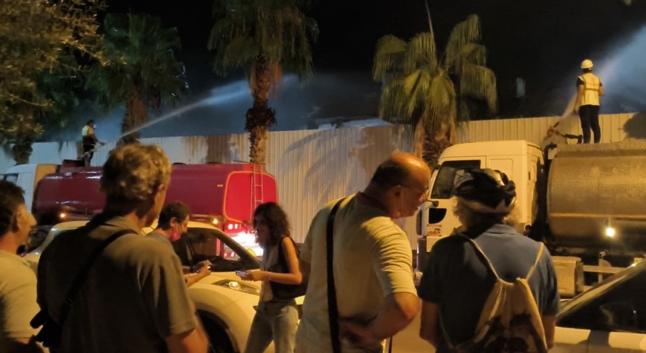 Antalya Arkeoloji Müzesinde ki 100 bine yakın eser güvenli bir şekilde depolara taşındı