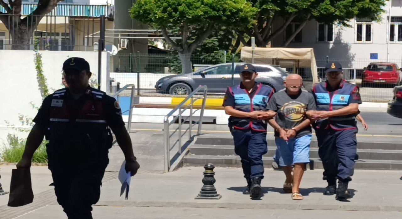 Antalyada alacak-verecek cinayetinin zanlısı adliyeye sevk edildi