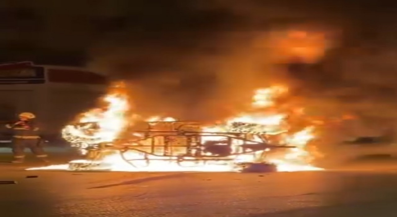Antalyada devrilerek alev alev yanan UTVnin sürücüsü hayatını kaybetti