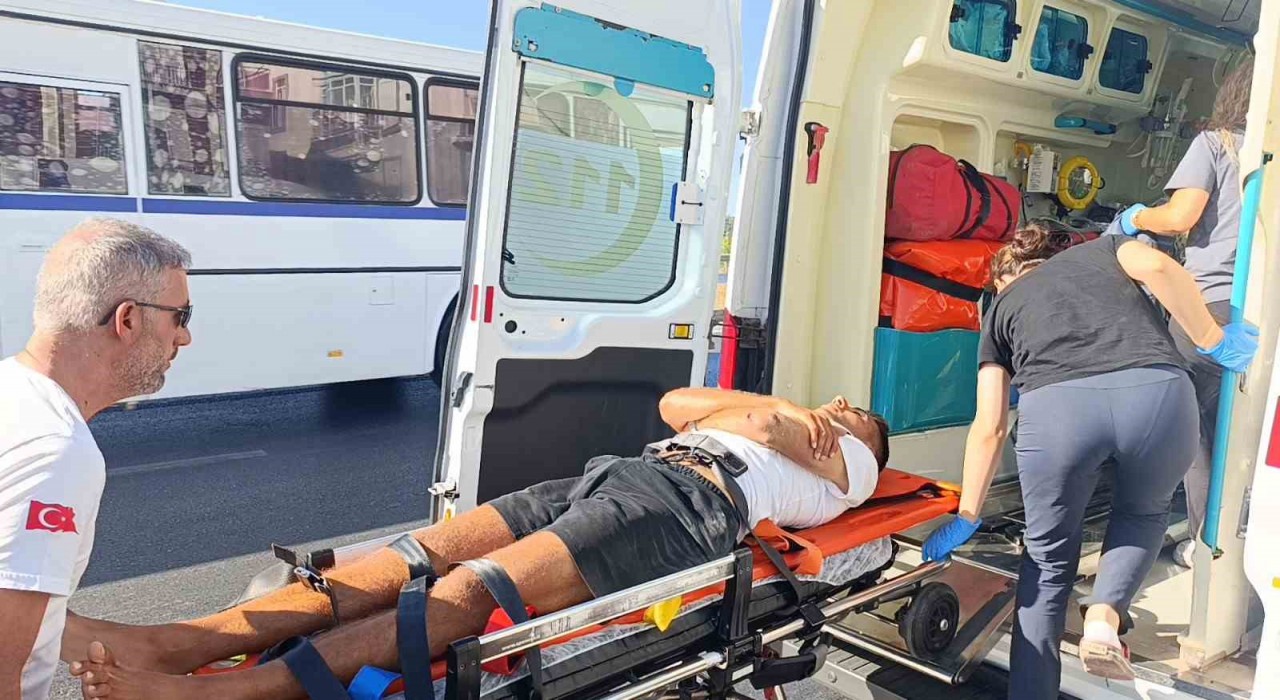 Antalyada tır ile çarpışan bisikletli yaralandı