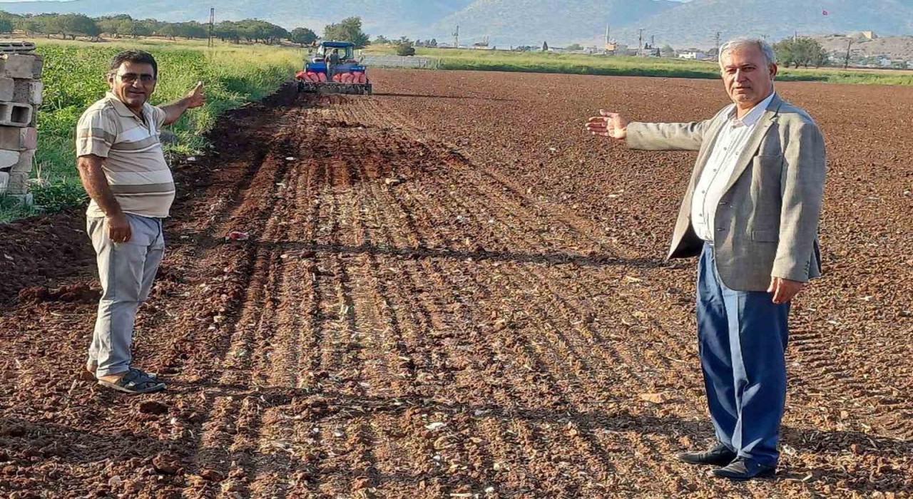 Araban Ovasında tecilli Araban sarımsağı ekimine başladı