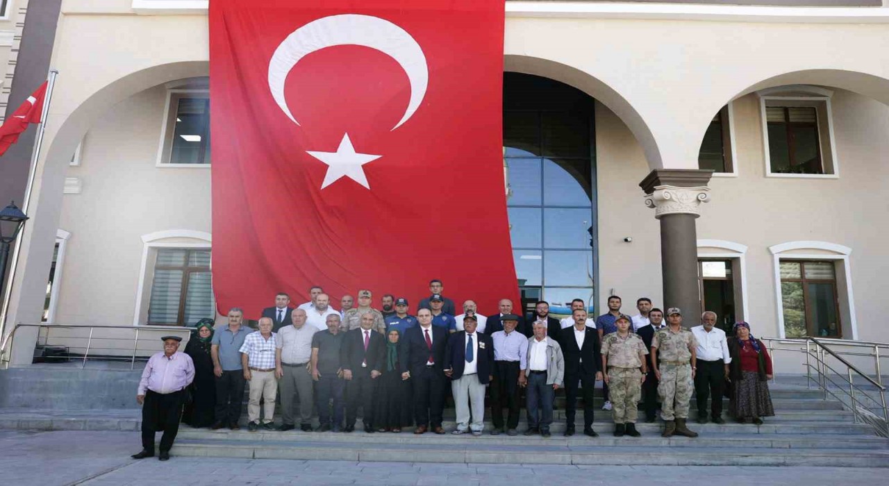 Arabanda Gaziler Günü törenle kutlandı