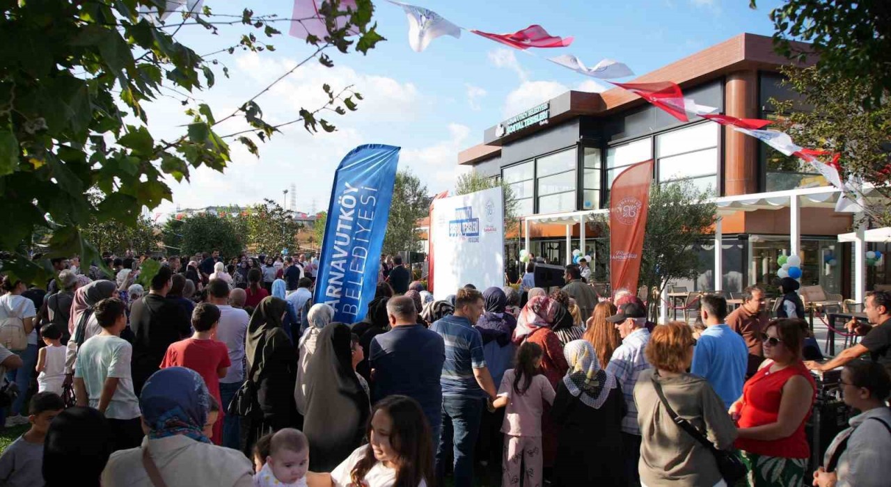 Arnavutköyde Hadımköy Sosyal Tesisi hizmete açıldı